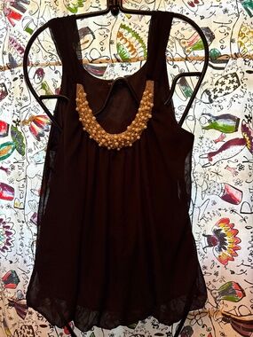 Peridot pearl beaded bubble top